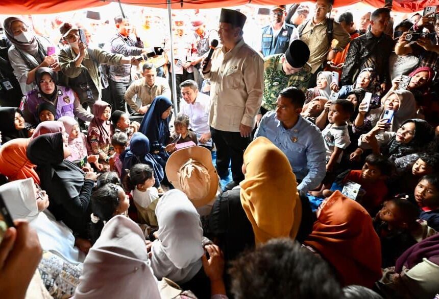 Presiden–Wapres Bergiliran Tinjau Banjir Sumatera, Efektivitas Penanganan Jadi Sorotan